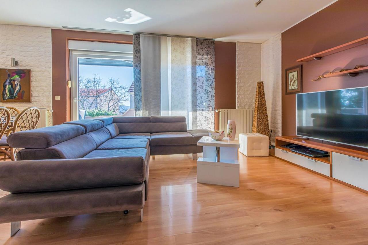 Apartments Alin 드라말리 외부 사진